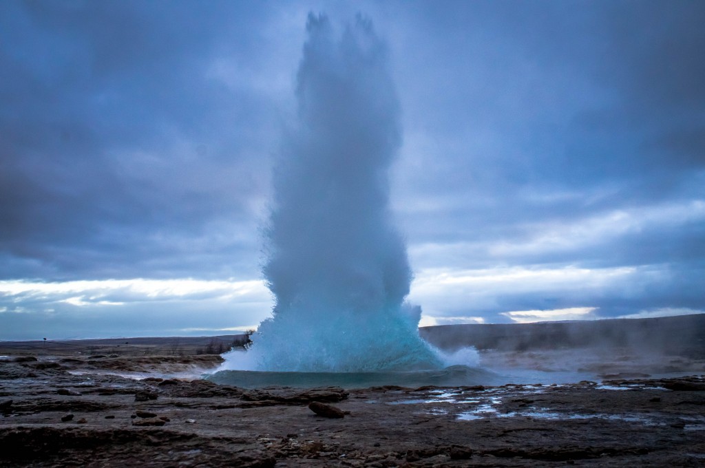 The geyser in action!